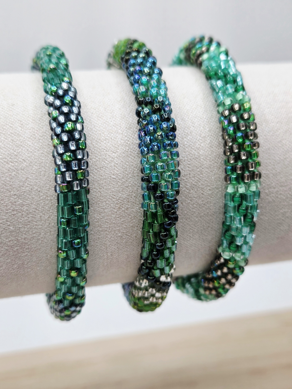 Emerald Green Beaded Bracelet Trio - Unbranded - Picture 3 of 9